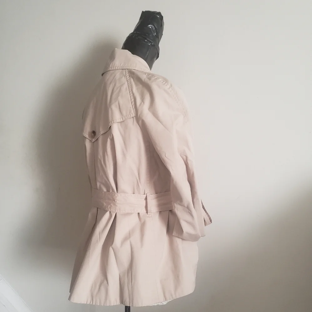 Aritzia Babaton Trench Coat - Picture 4 of 11